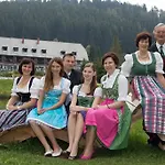 Отель Teichwirt 4*
