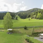Отель Teichwirt